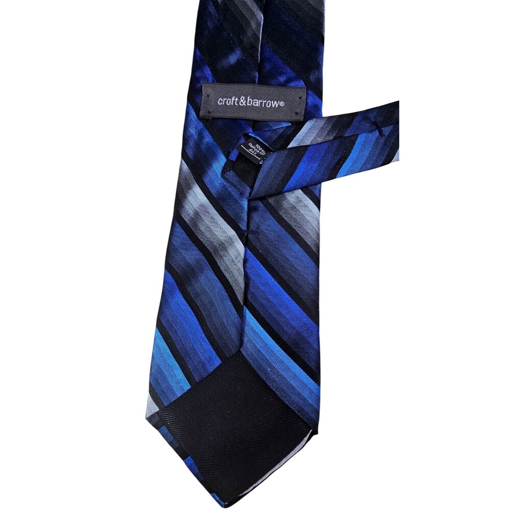 Croft & Barrow Mens Silk Neck Tie Blue Gray Striped Classic USA Made